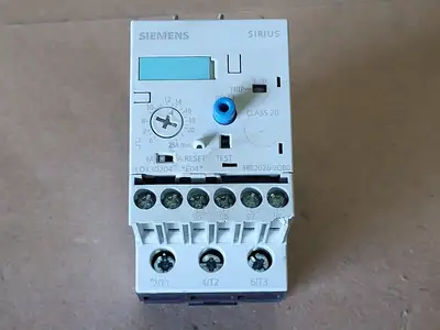 USED SIEMENS 3RB2026-2QB0