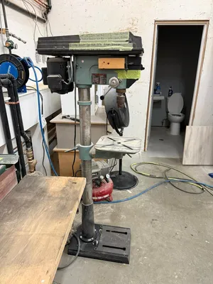 DELTA 17-901 Drill Presses | ListingHippo (3)