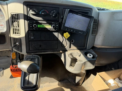 Used 2017 INTERNATIONAL 4300 SBA 4X2 26' BOX TRUCK Conventional trucks Ohio US | Miedema Asset Management Group #1709457