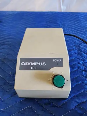 USED OLYMPUS TH3