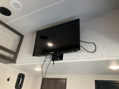 Used 2022 GRAND DESIGN MOMENTUM Campers, Caravans, Motorhomes Michigan US | Miedema Asset Management Group #1366695
