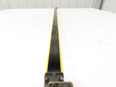 Schmersal SLC440-E-0890-14 Safety Light Curtain Transmitter 890mm 0.3-7mm -READ