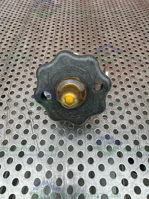 USED ITT PURE FLO .5-316L-RA20MAX-CWP150  DIAPHRAGM VALVE W/ 1/2" SANITARY FITTING