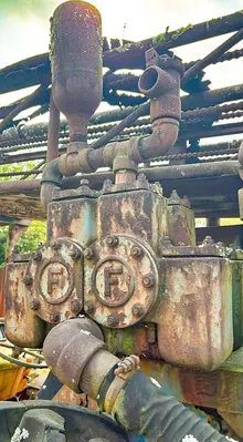 Used FAILING L-100-CA 4-1/2" X 5" DUPLEX-PISTON MUD PUMP Piston Pumps Pennsylvania US | East West Machinery & Drilling #1417811