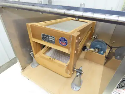 Grainman No 61 Rice Sizing Device Sampler Shaker Aluminum Screens 11/64" 9/64"