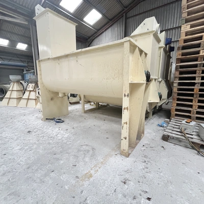 1,000L Gardner U Trough Mixer