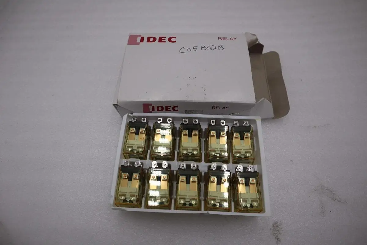 BOX OF 10 - IDEC RH2B-UL DC24V 24VDC Power Relay 8Pins STOCK H409A