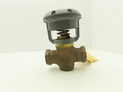 Johnson Controls Brass Valve 1" NPT  9-13PSIG w/V-3000-1 Diaphragm Actuator