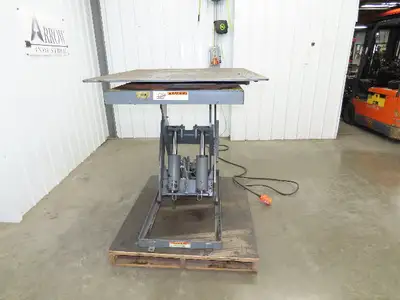 Used PENTALIFT _UNKNOWN_ Misc Lifts Indiana US | Arrow Industrial #1367358