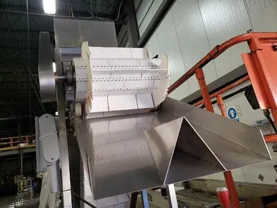 9' High Z-Style Incline Conveyor