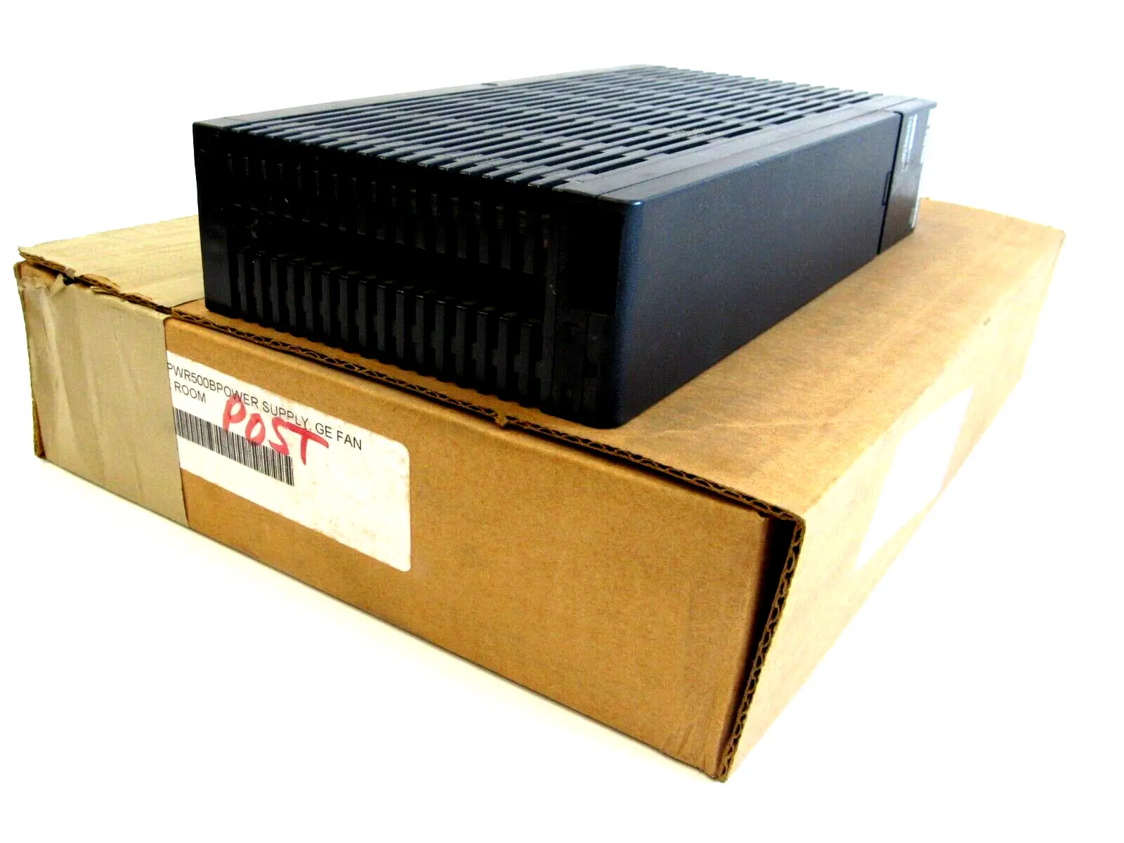 NEW GE FANUC IC655PWR500B POWER SUPPLY 15/230VAC
