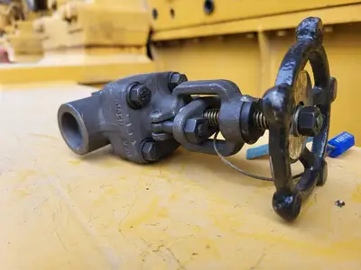 3/4" Class 800 Globe Valve API 602