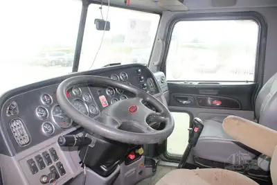 Used 2014 PETERBILT 367 Tanker trucks Texas US | Roll Off Truck World #1491937