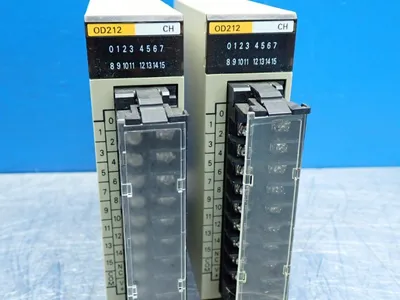 USED OMRON C200HOD212