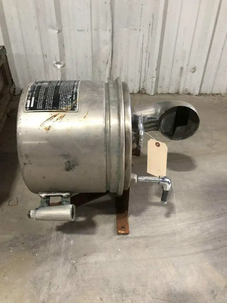 American Sterilizer Co. SS Water Still 7-1/2 GPH @ 160-180°F