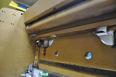 USED COLLY 200 TON X 3100 MM