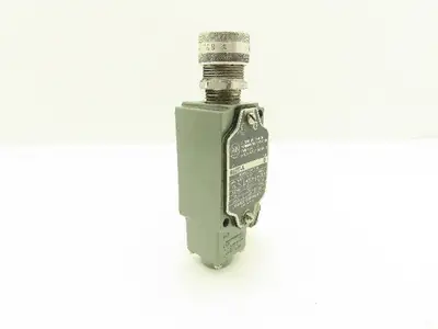 Allen Bradley 802T-A Oiltight Limit Switch Series D