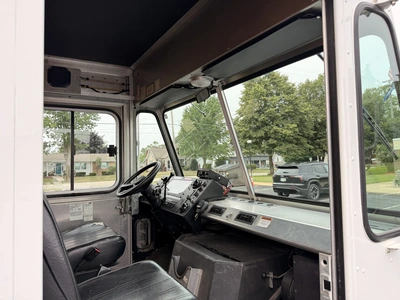 Used 2003 WORKHORSE P42 WITH 24,073 MILES (FIRE DEP OWNED) Box trucks Michigan US | Miedema Asset Management Group #1357507