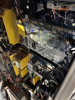 2002 FANUC S500IB 6 Axis Robots | K.B. Industries LLC (26)