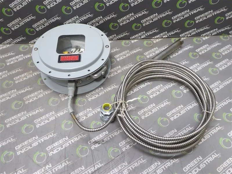 Mercoid Control DAW-38-153-5 Temperature Switch Surplus