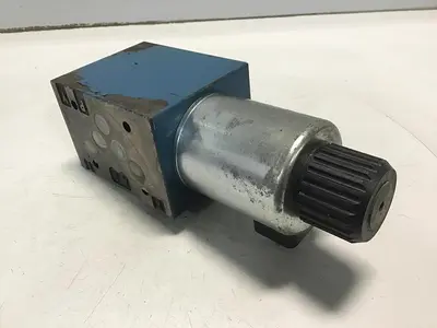 USED BOSCH 0 811 403 017