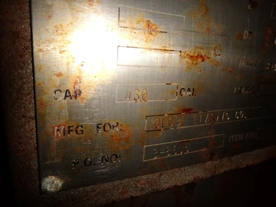 430 Gallon 304 Stainless  Vertical Tanks