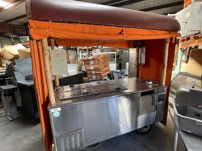 75-0365 Shaved Ice Self Contained Mobile Kiosk Freezer Stand