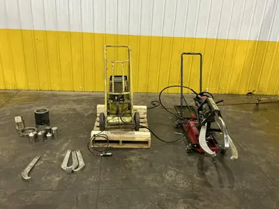 15 TON POSI-LOCK MODEL #PH110 PORTABLE HYDRAULIC GEAR & WHEEL PULLER WITH ENERPAC POWER UNIT: YOBRO #25094