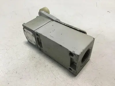 USED TELEMECANIQUE C2JK05