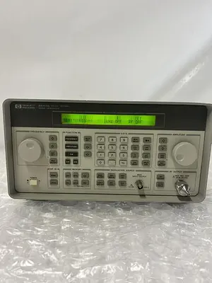 USED HP AGILENT 8647A