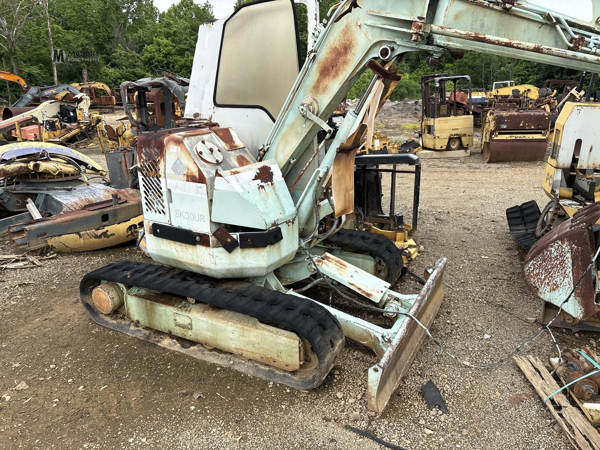 Used KOBELCO SK30 Crawler Excavators - Mini Tennessee US | Moore Equipment #1517535