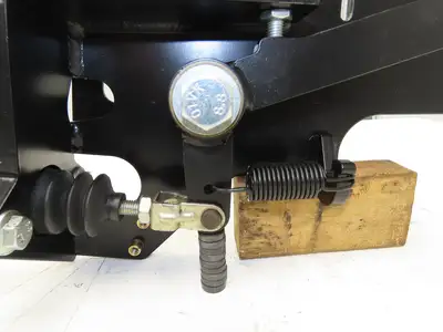 Hyster E80XN Forklift Brake Pedal & Master Cylinder & Bracket Assembly