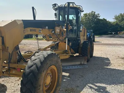 2010 Caterpillar 12M