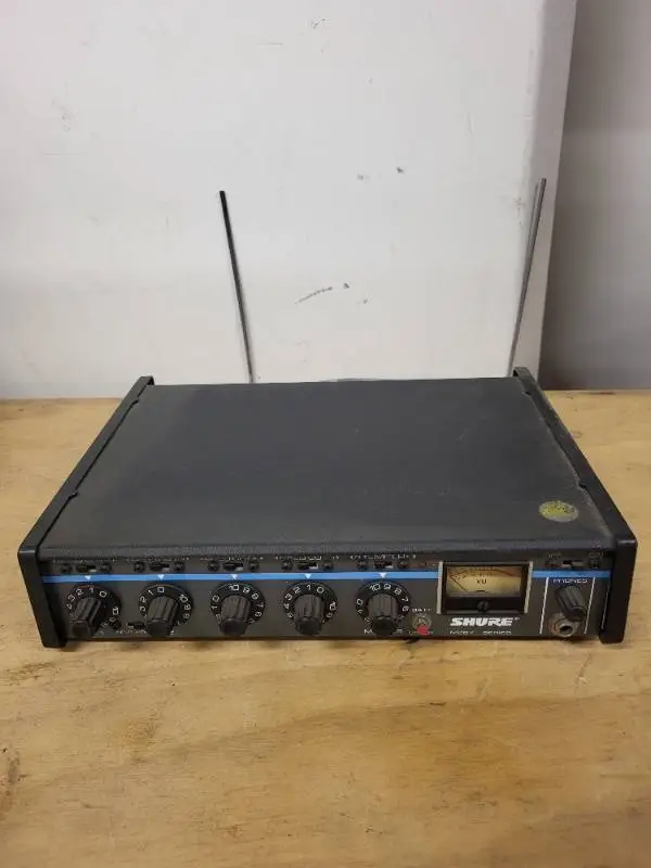 Shure M267 Series Professional Audio Mixer