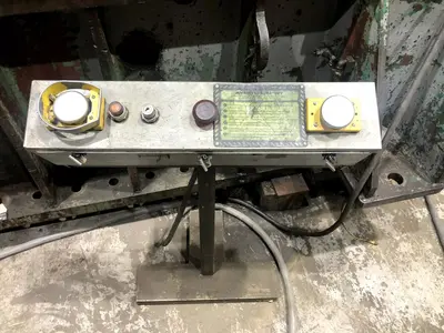 Used VERSON VERSON 300-HDI-72T PRESS Hydraulic Presses Michigan US | Alma Machinery #899823