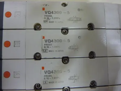 USED SMC VQ4300-5