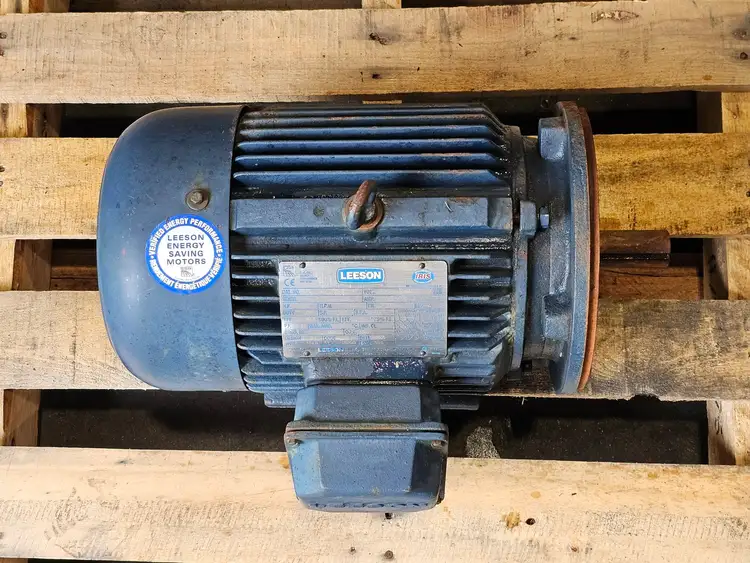 Used LEESON 161324.00 Motors (misc) British Columbia CA | Lenmark #1439938