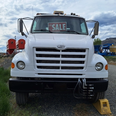 USED 2000 STERLING L7501