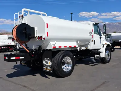 Used 2013 INTERNATIONAL 4300 Box trucks California US | Lillo Machinery #1542375