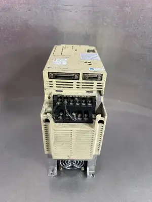 Yaskawa SGDB-15ADG Servopack Drive (10.5.3)