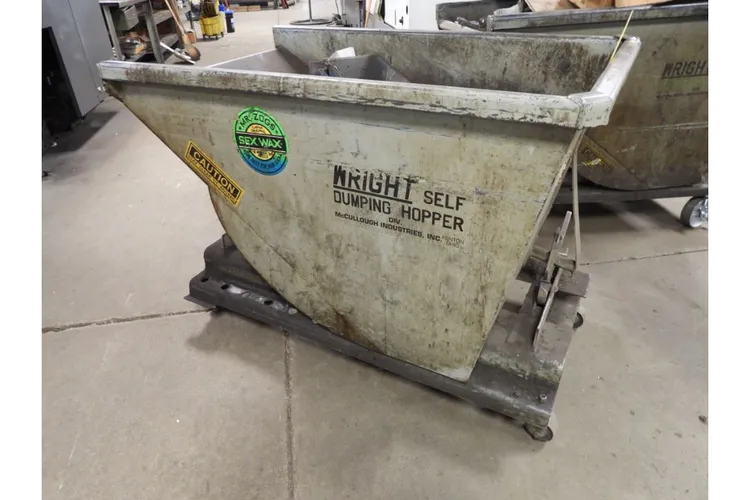 Used _UNKNOWN_ _UNKNOWN_ Hoppers Ohio US | Thompson Auctioneers #1516026