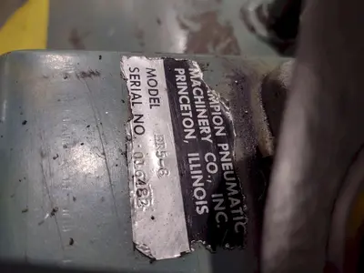 5 HP CHAMPION MODEL #HR5-8 SINGLE STAGE AIR COMPRESSOR: YOBRO #24823