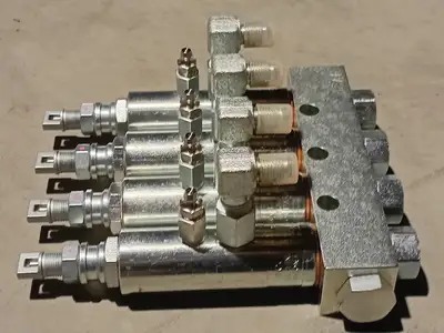 NEW HITACHI 4411373