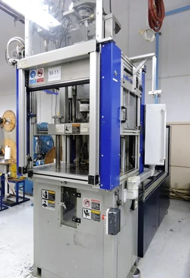 USED 2004 BATTENFELD V600/125