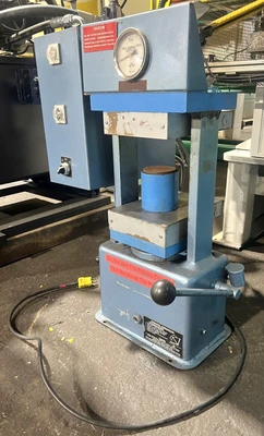 USED 1991 PHI PHI P210H PRESS