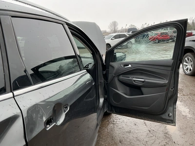 USED 2015 FORD ESCAPE