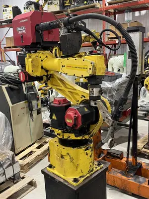 Used FANUC ARCMATE 100IB Robots Michigan US | Aucto #1332158