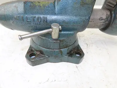 Wilton C-1 Combination Pipe Bench Vise 4-1/2" Jaw Bullet Vintage 03-94