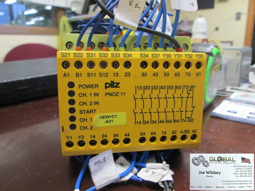Pilz Model PNOZ 11 7S 24VAC 24VDC 4Watt Dual Channel Din Rail Safety Relay