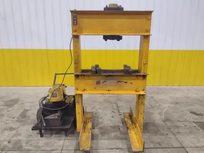 USED ENERPAC ZE4440SB-N